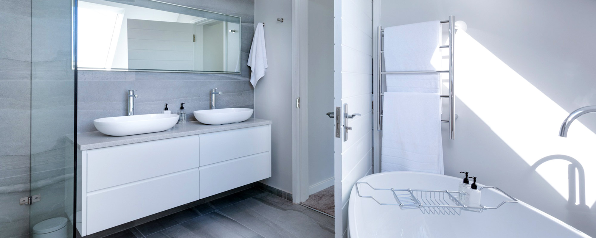 schönes Wellnessbad